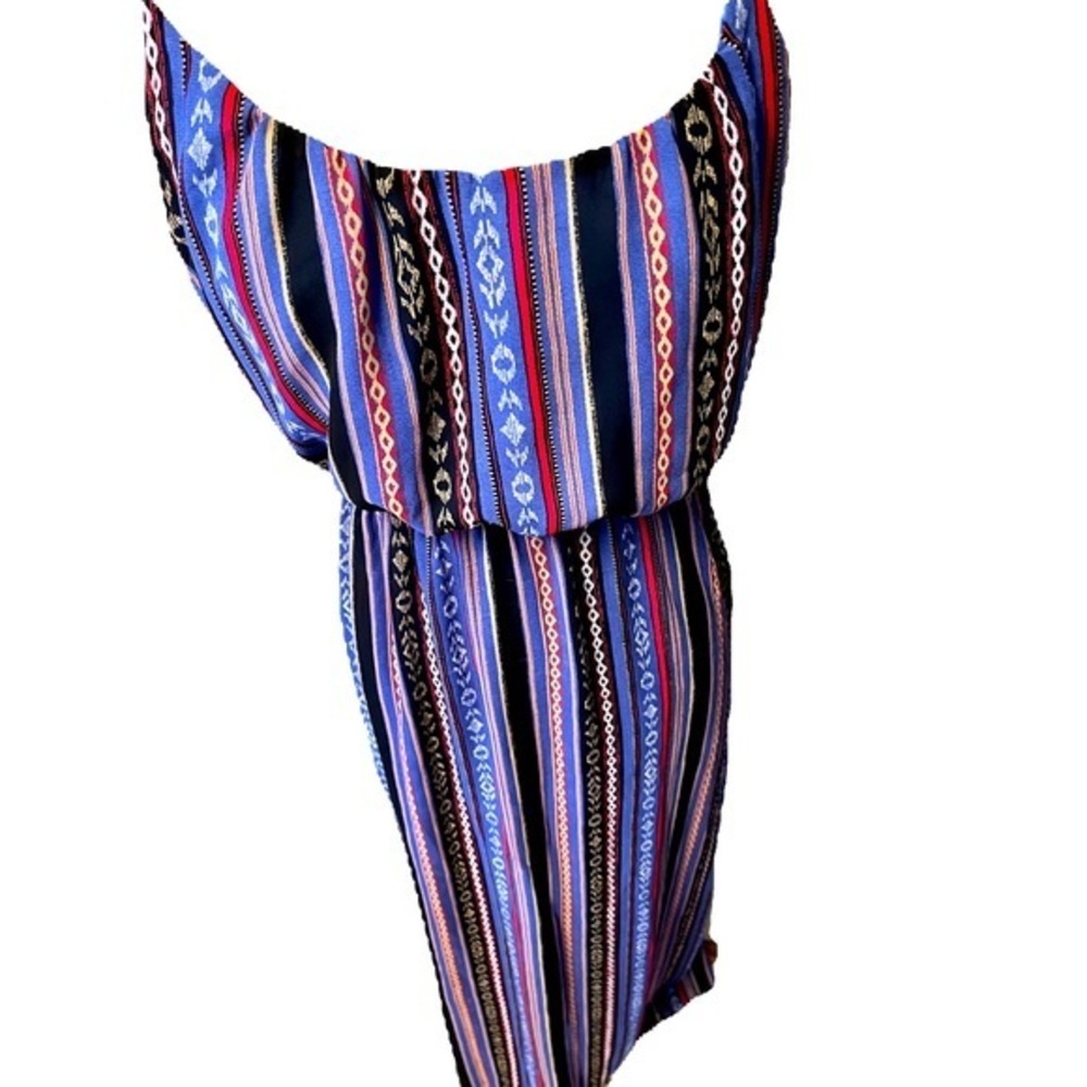 Size large maxi dress. Multi colored. Slits on each‎ side. I14.